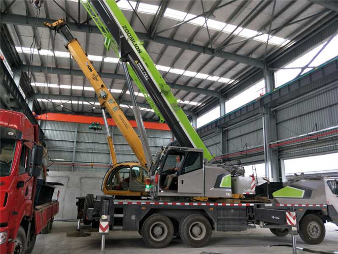 黄石市高空车出租需要注意哪些安全事项？