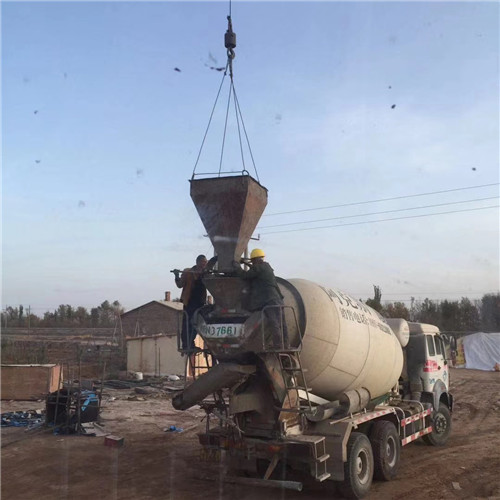 黄石市“精准瞄准”—— 吊车的 “定位导航” 技术